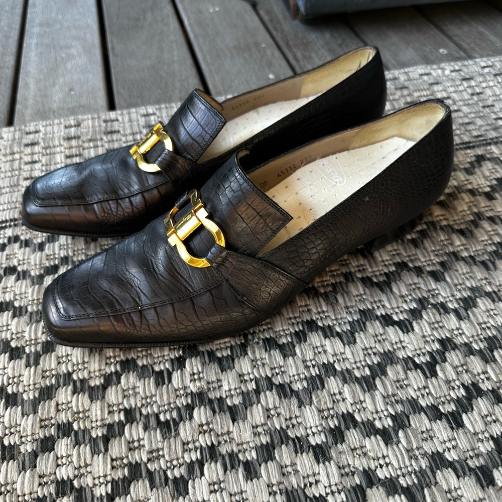Salvatore Ferragamo Gancini Shoes Pumps Black C 9.5 Vintage 05332 leather